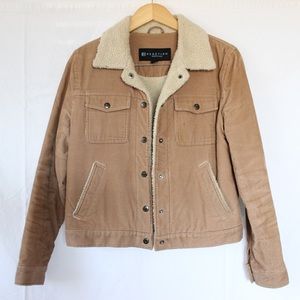 Vintage Corduroy Tan Sherpa Trucker Jacket. Size: small
